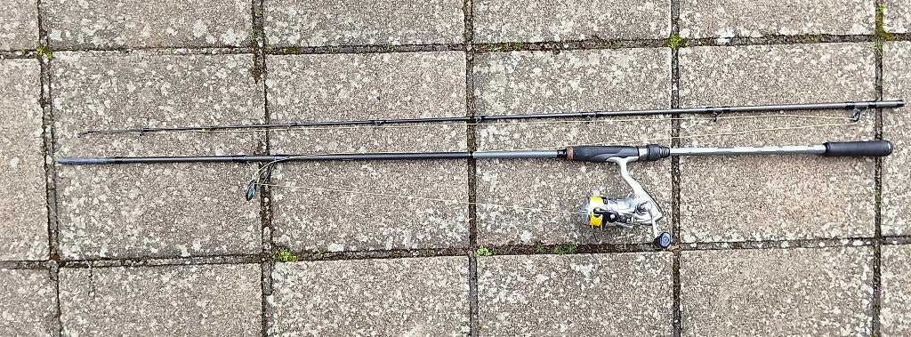 Canne à pêche poissons carnassiers, Enlèvement, Utilisé, Canne à lancer