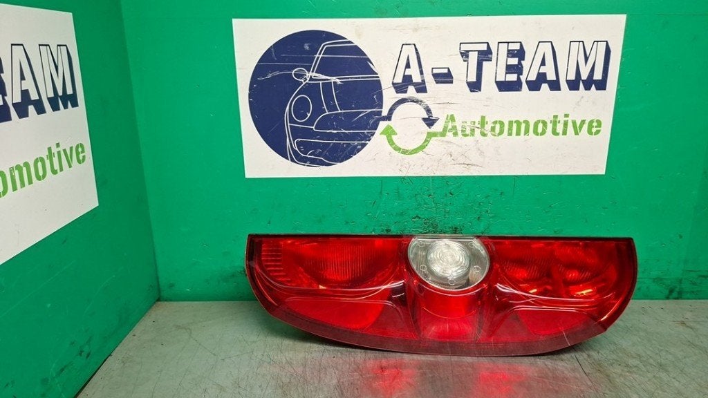 ACHTERLICHT LINKS Opel Combo (|02058099900010|), Gebruikt, Opel, Opel Automobile GmbH, Kontakt-opel@opel.com