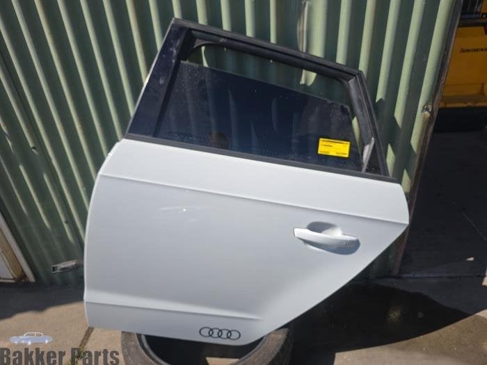 Portier 4Deurs links-achter van een Audi A3 (LS9R), Gebruikt, -, Deur, -