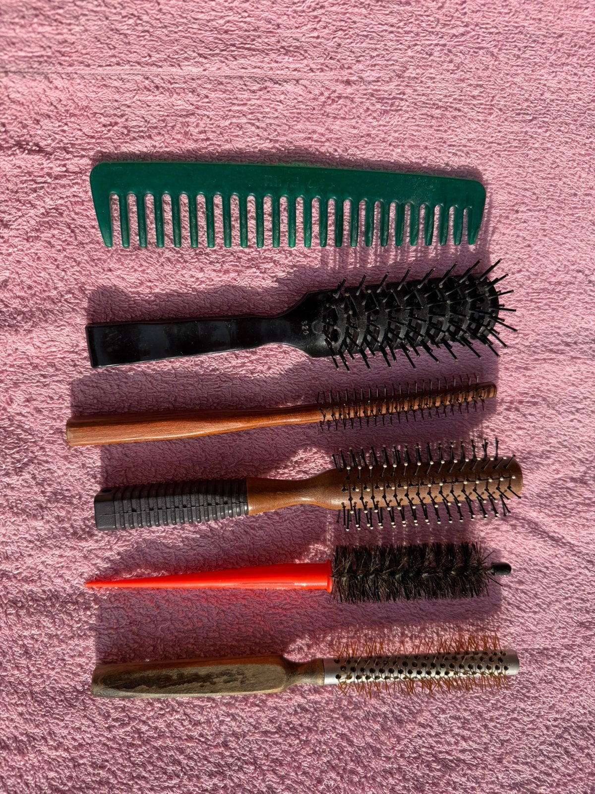 Diverse kappers brushborstels en kammen, Enlèvement ou Envoi, Utilisé, Peigne ou Brosse