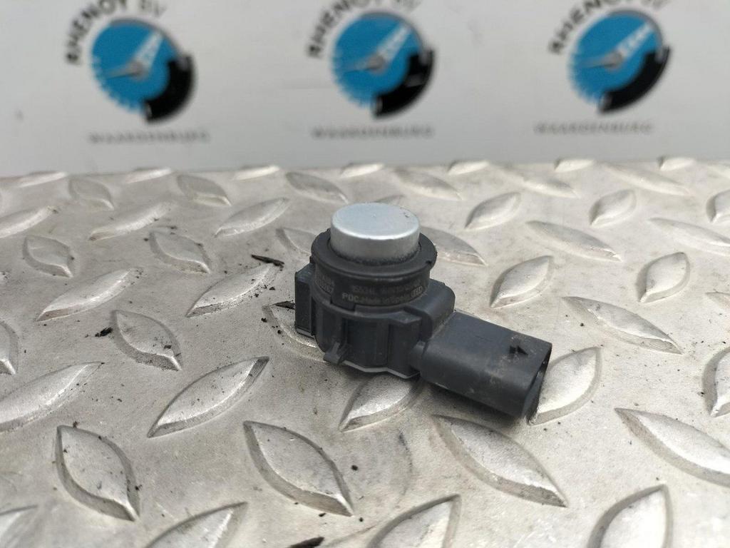 BMW 4 SERIES F32 440i Cent Hi Exec  SENSOR PARKEREN (PDC) 20, Ophalen of Verzenden, Gebruikt, Stiba lid