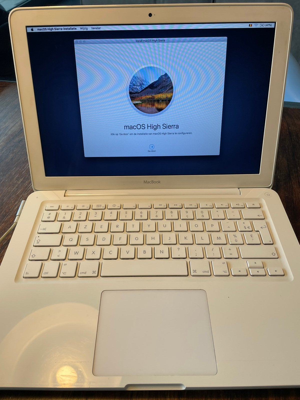 Apple Macbook 2009 zonder lader met doos en cd, Ophalen, Gebruikt, 256 GB, 13 inch