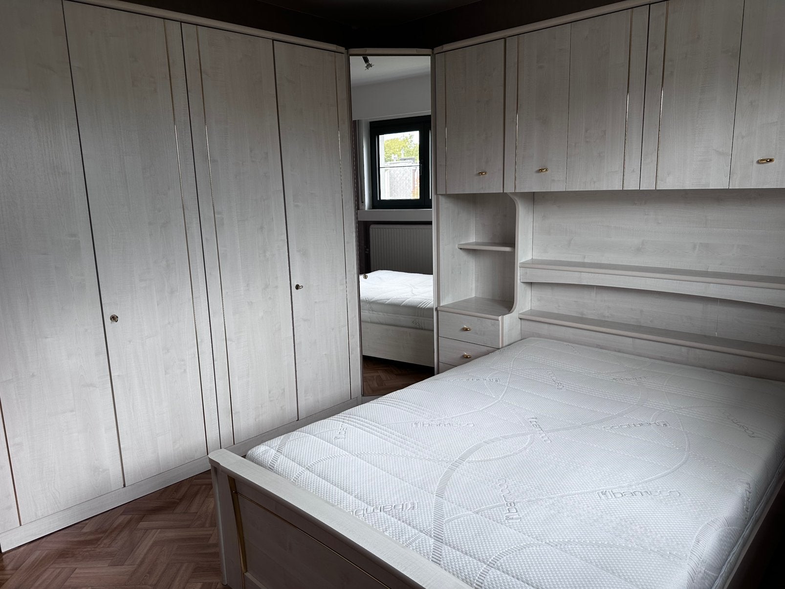 Slaapkamer hoekopstelling met bed 140x200, Huis en Inrichting, Slaapkamer | Complete slaapkamers, Ophalen, Gebruikt, Tweepersoons