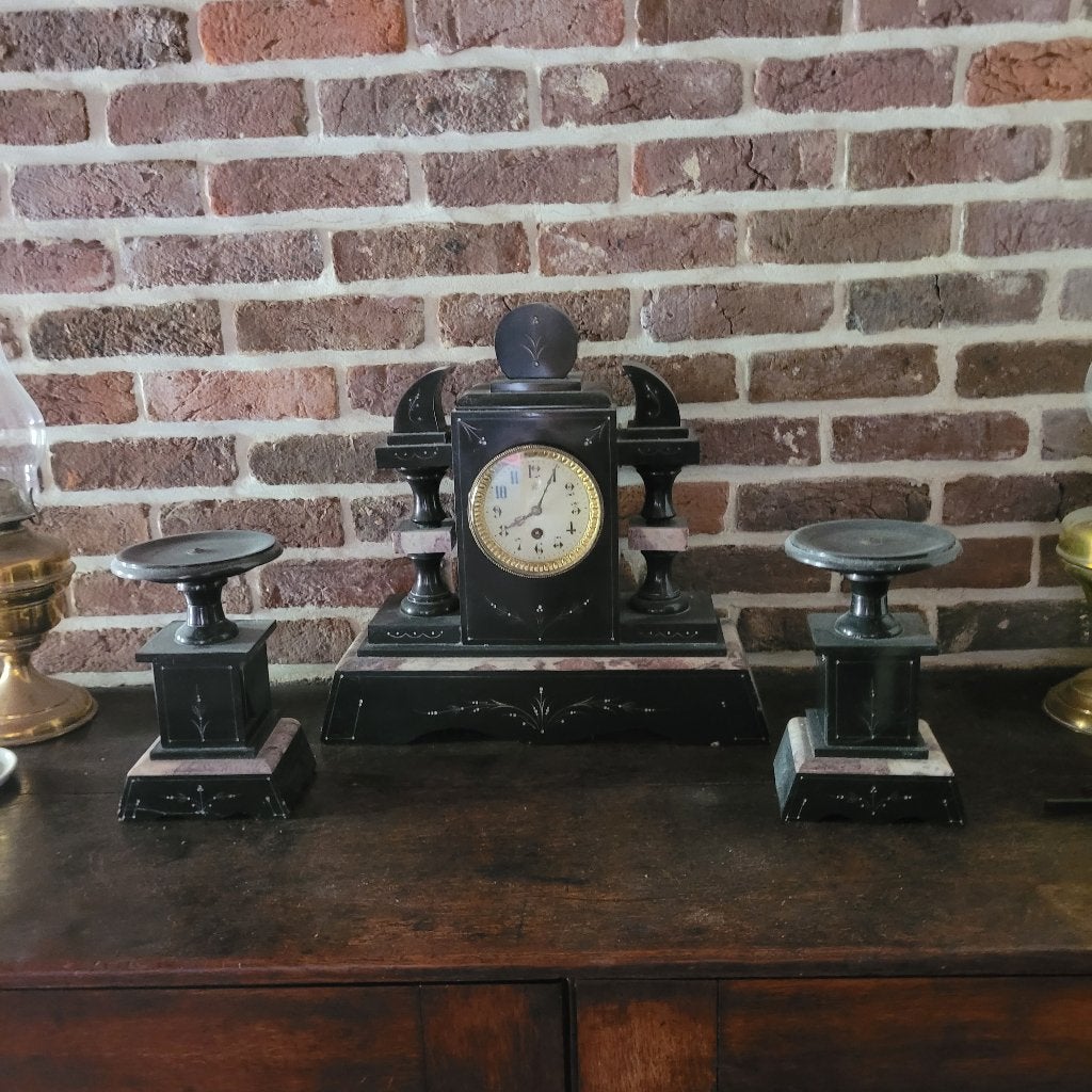 Set de cheminée, Enlèvement