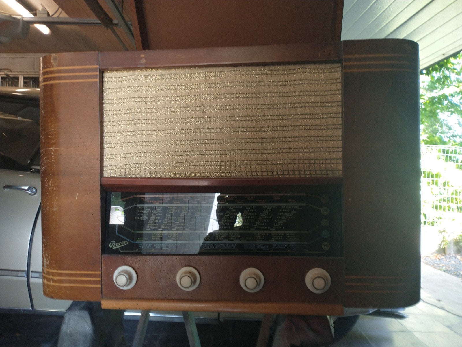 Barco, Ophalen, Radio