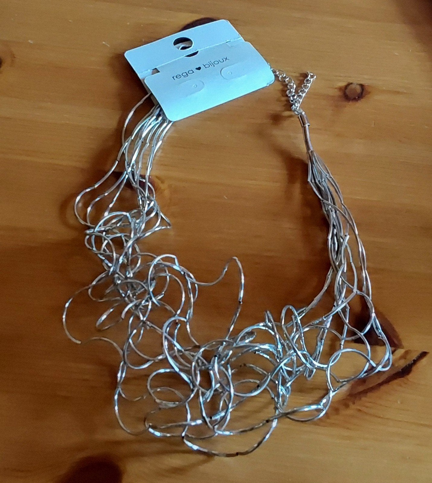 Collier rega bijoux en acier NEUF
Longueur +/- 24cm, Bijoux, Sacs & Beauté, Colliers, Enlèvement ou Envoi, Neuf, Gris, Autres matériaux