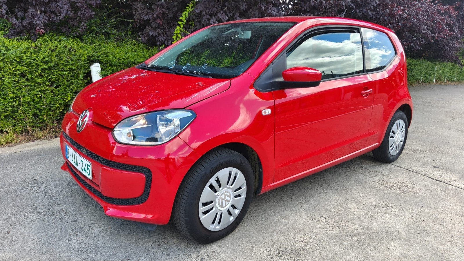 Volkswagen up! 1.0i Benzine – 44 kW
Bouwjaar: 2015
Kilometer, 4 zetels, Handgeschakeld, 44 kW, Particulier