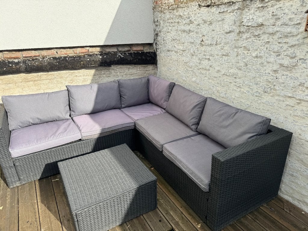 Lounge + tafeltje (zwart, grijze kussens), Tuin en Terras, Ophalen, Gebruikt, 6 zitplaatsen, Bank