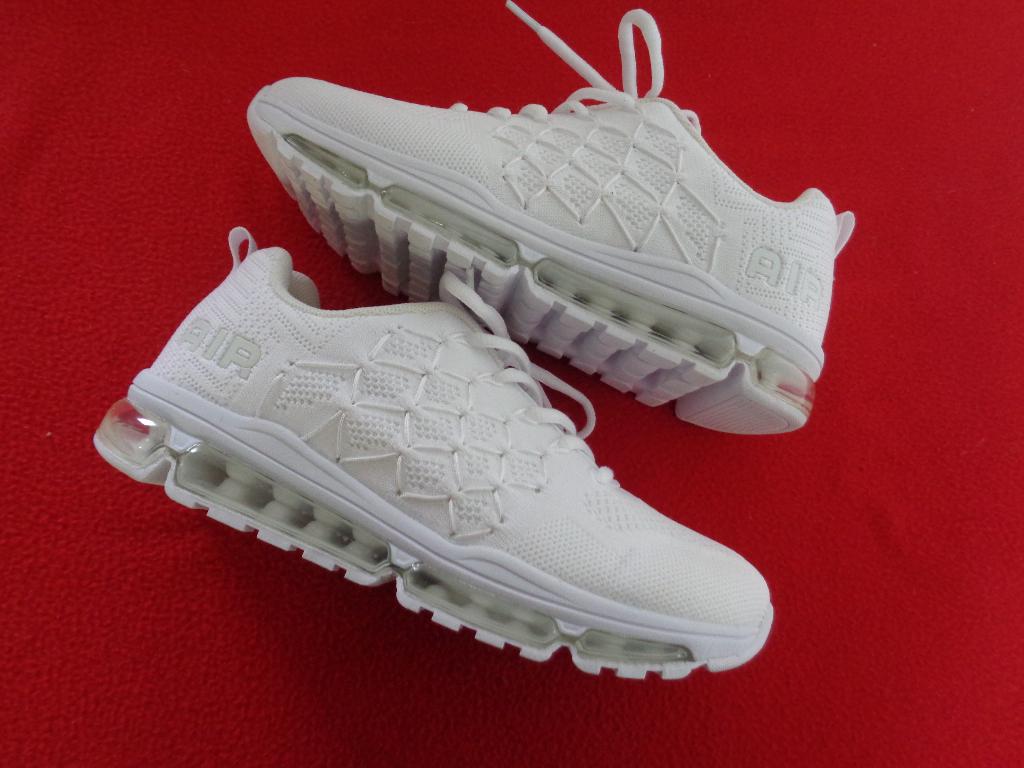 Basket blanche Running Air. Pointure 37, Verzenden, Zo goed als nieuw, Schoenen