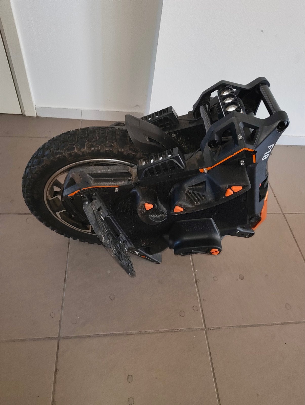 KingSong F18, Fietsen en Brommers, Ophalen, Zo goed als nieuw