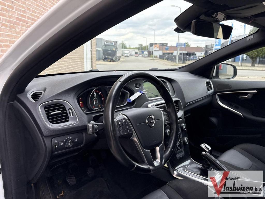 Volvo V40 2.0 D2 Nordic+ | Stoelverwarming | Climate | Cruis, Auto's, Volvo, Bedrijf, 82 g/km, V40, Te koop