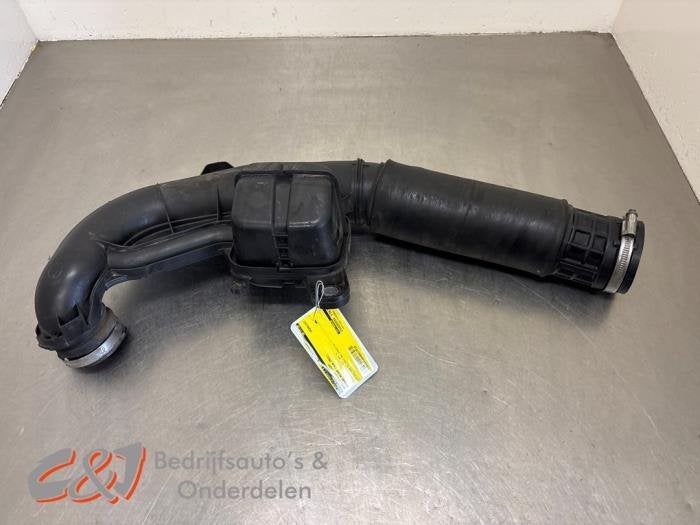 Tuyau d'aspiration air d'un Nissan NV300, -, 3 mois de garantie, Utilisé, -