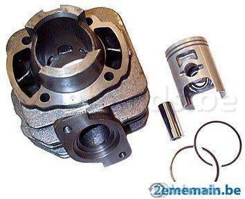 Cylindre 2 temps Kymco 50 cc prix rap 40 euro, Vélos & Vélomoteurs, Pièces de cyclomoteur | Scooters, Neuf, Kymco, Cylindre, Enlèvement