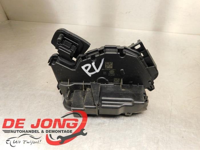 Serrure portière mécanique 4portes avant droite d'un Volks, Autos : Pièces & Accessoires, Volkswagen, -, 3 mois de garantie, Utilisé