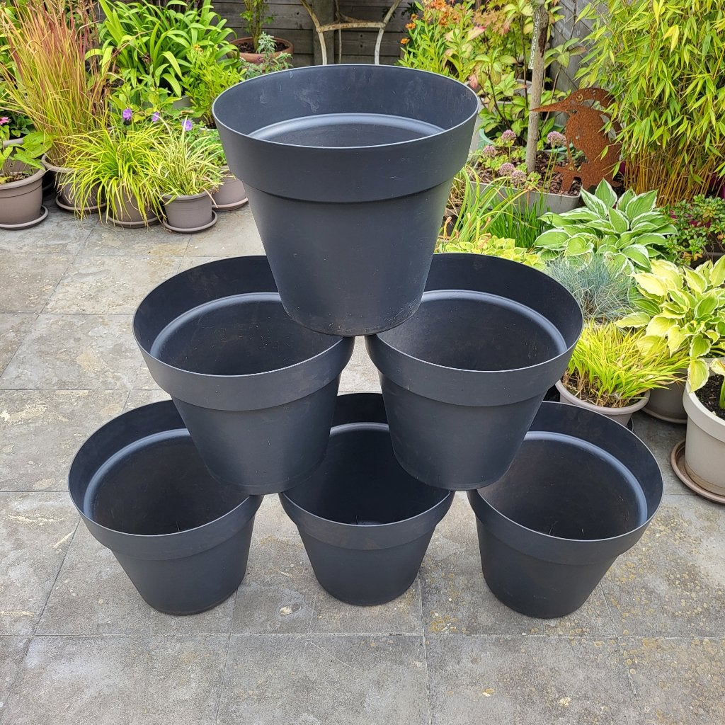 Zes grote zwarte kunststof bloempotten, 40 cm doorsnede, Tuin en Terras, Kunststof, Gebruikt, Rond, Minder dan 40 cm