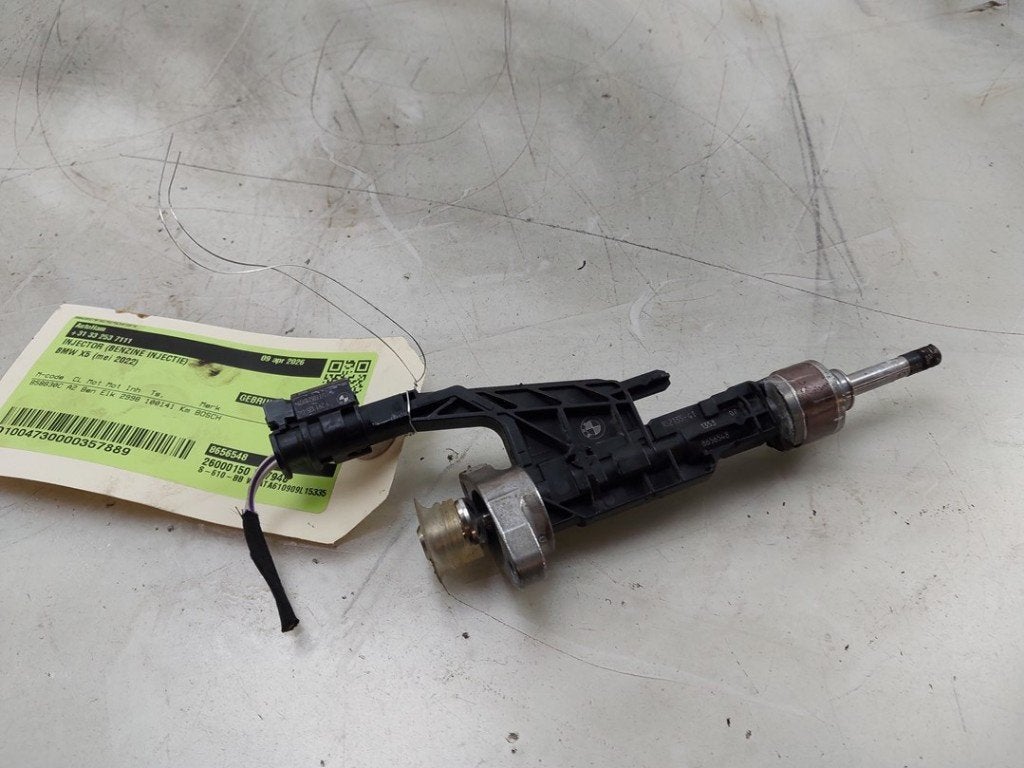 INJECTEUR BMW X5 (G05) (|8656548|13538656548|0261500437|), Autos : Pièces & Accessoires, Robert Bosch AG, Utilisé, BMW, Robert-Bosch-Allee 1
74232  Abstatt, DE