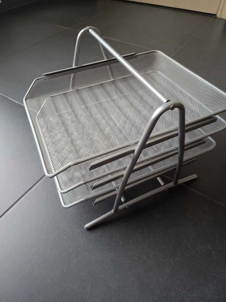 Bureau organizer metaal, Ophalen