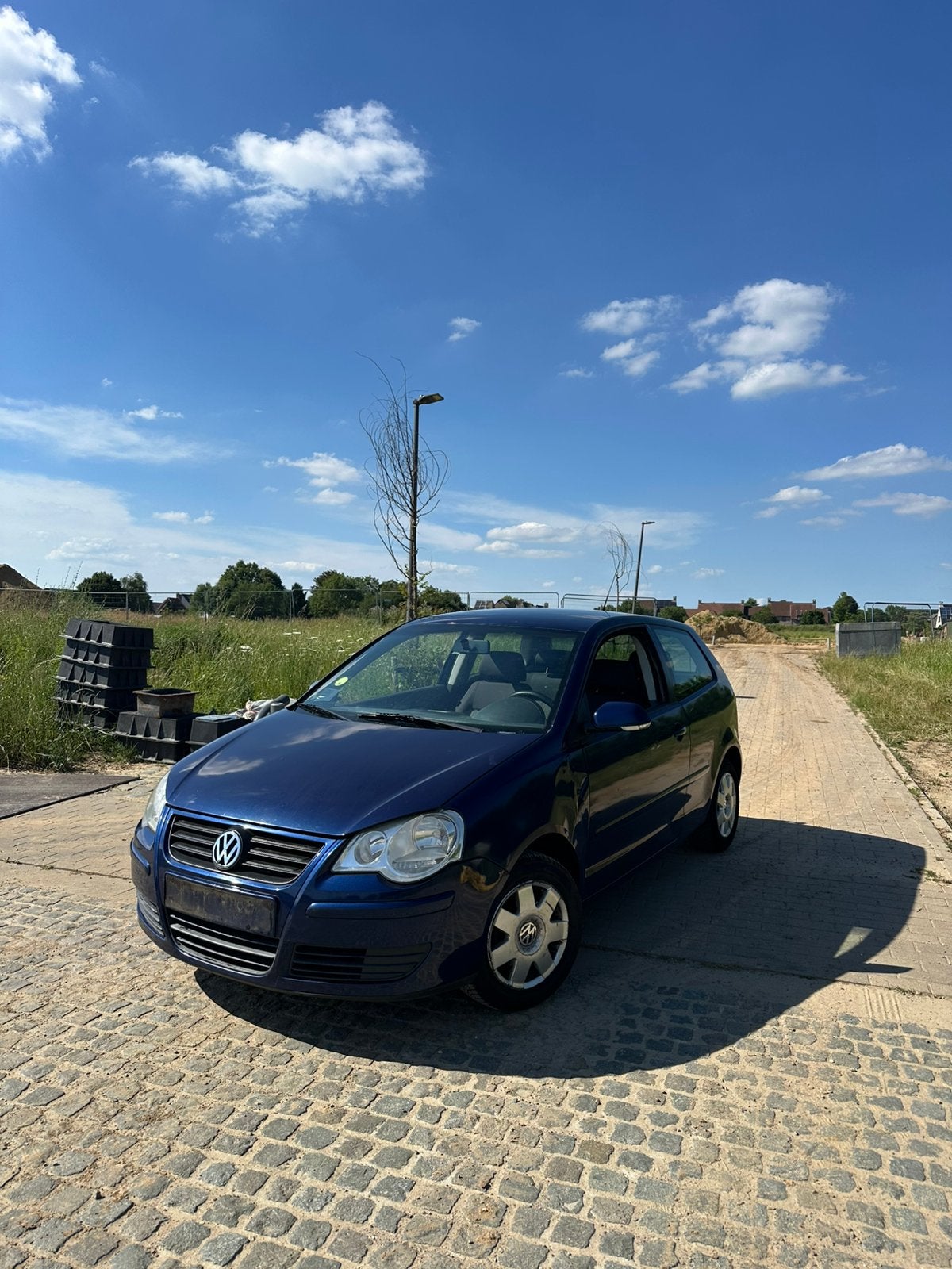 VW Polo 1.2 ESSENCE - PAPIER ROSE, Autos, Volkswagen, Particulier, Polo, Essence, Euro 4, Autre, Enlèvement ou Envoi
