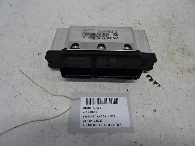 MODULE D ALLUMAGE Skoda Fabia III (NJ3) (04C907309CC), Utilisé, Skoda