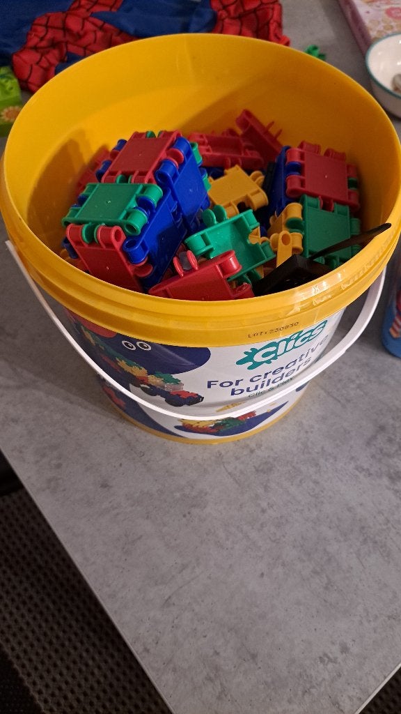 Clics, Ophalen, Gebruikt, Overige merken