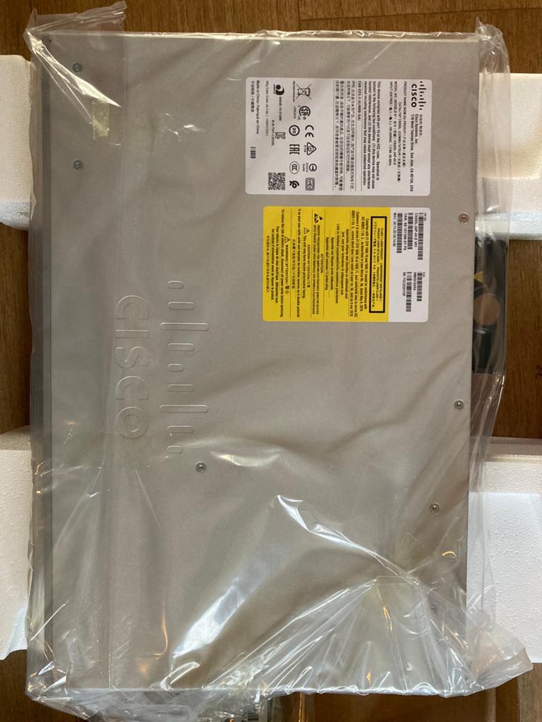 Cisco C9200L-24p-4X-E-V01, Ophalen of Verzenden, Nieuw