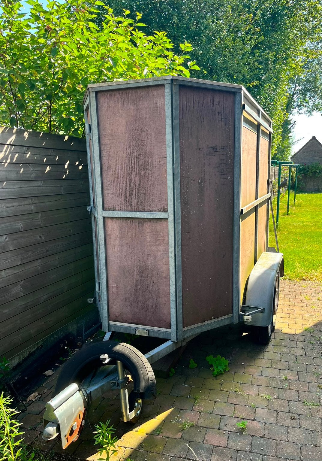 Gesloten aanhangwagen dubbelas 235x120x175 cm – 750 kg, Enlèvement, Comme neuf
