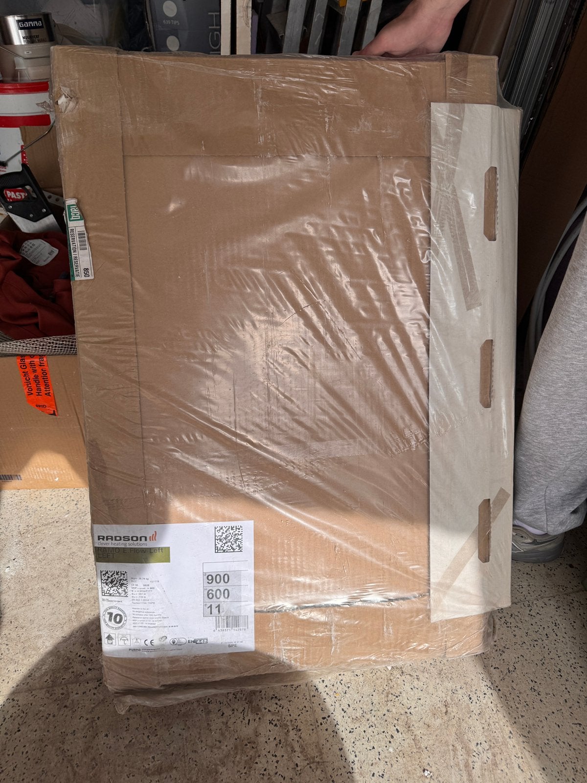 Nieuwe Radson Ramo E.Flow Type 11 90x60 779W, Doe-het-zelf en Bouw, Ophalen, Zo goed als nieuw, Radiator