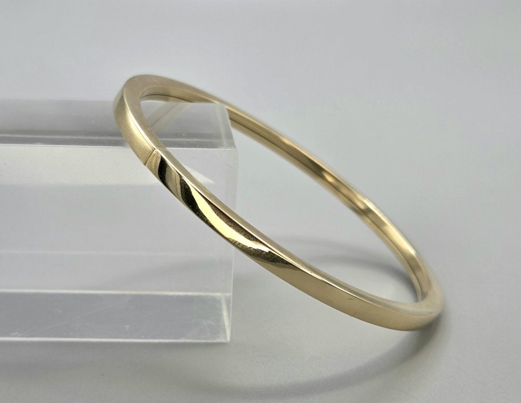Gouden vintage bangle/slavenarmband dopsluiting. 2026/365, Handtassen en Accessoires, Armbanden, Zo goed als nieuw, Goud, Goud