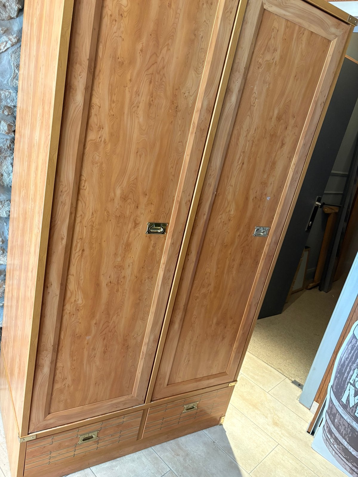 Armoire / Garde-robe 2 portes en bois avec tiroirs, 100 à 150 cm, Enlèvement, Utilisé, 200 cm ou plus