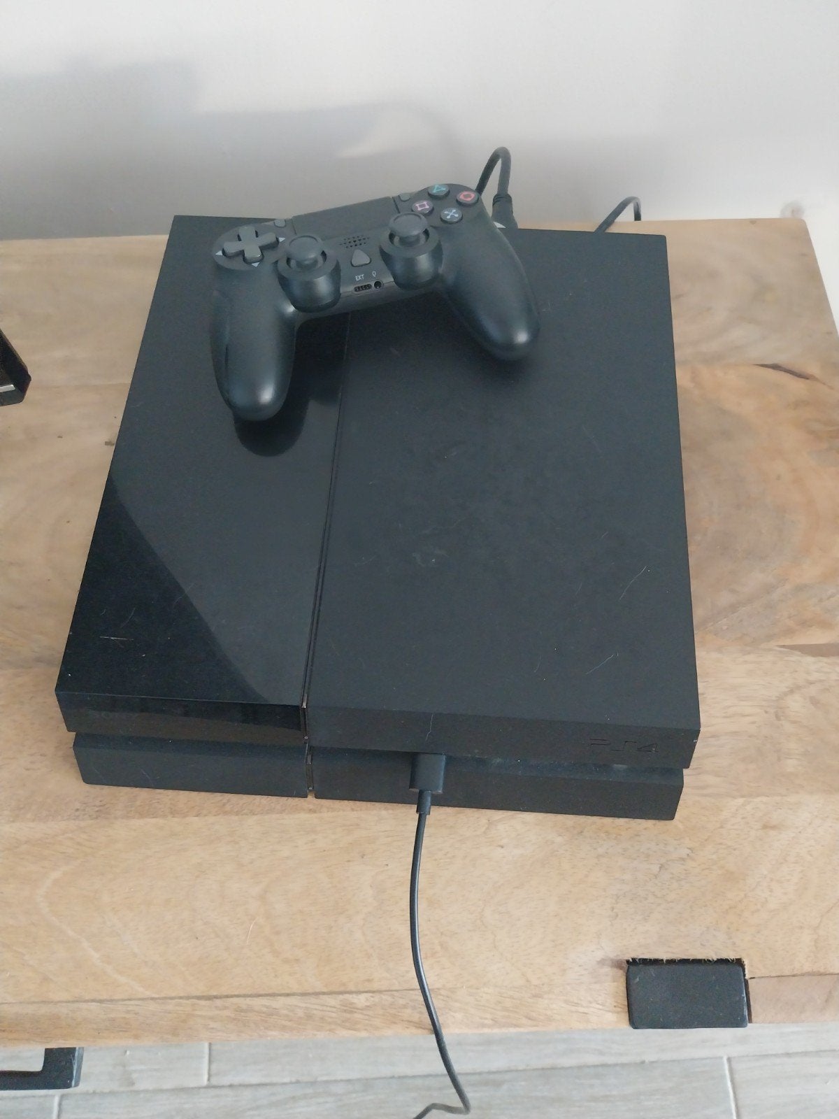 ps4 met controller, Games en Spelcomputers, Ophalen