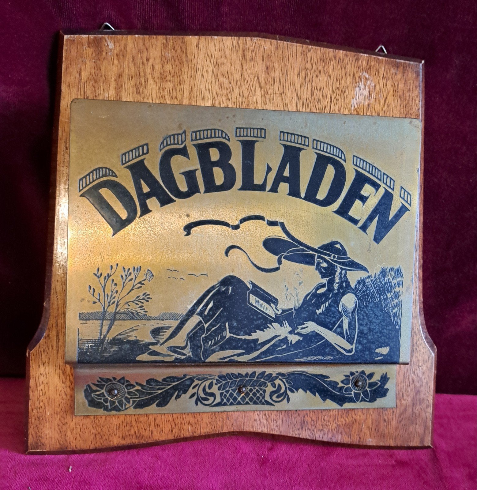 Dagblad oude Dagbladhouder decoratie, Verzenden
