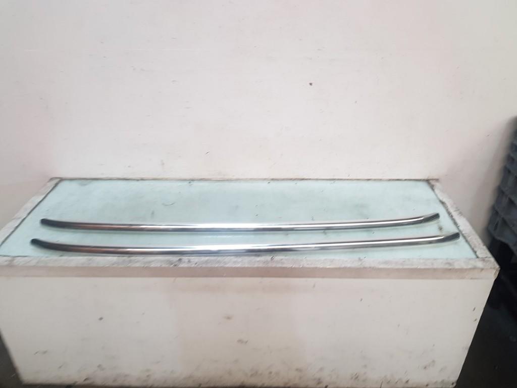 BARRES DE TOIT A4 Avant (B8) (|8K9860021A2ZZ|8K9860021A|), Utilisé, Audi