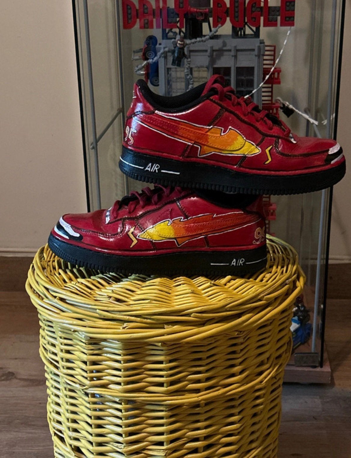 Nike cars shoes, Kleding | Dames, Schoenen, Ophalen, Gedragen, Rood, Sneakers