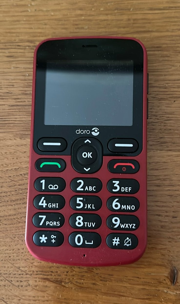 Téléphone mobile avec socle de recharge, Classique ou Candybar, Comme neuf, Enlèvement, Sans abonnement