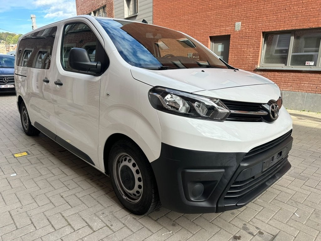 TOYOTA PROACE 1.5 DIESEL — 9 ZITPLAATSEN — 45.000 KM, Auto's, Voorwielaandrijving, 4 deurs, Euro 6, ProAce