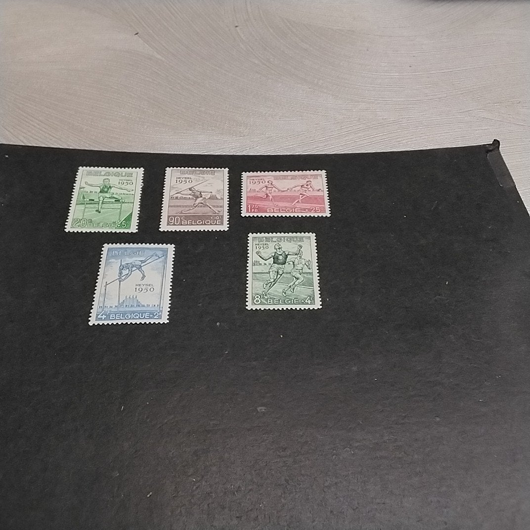 BELGIE  827/831 postfris met cote 90,00 €, Ophalen of Verzenden, Postfris