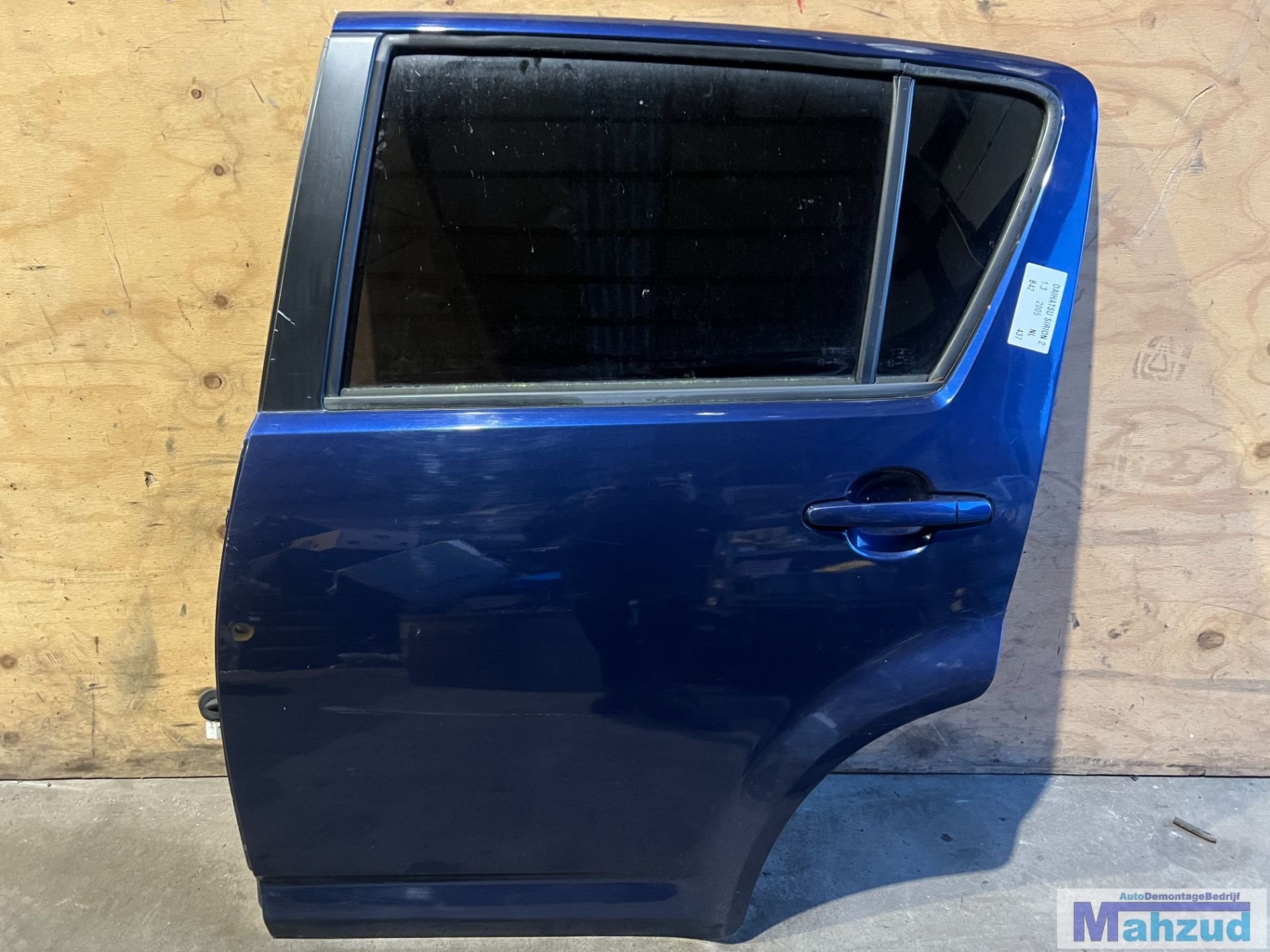 DAIHATSU SIRION 2 Bleu B42 Porte arri re gauche 2005-2012, Ikeda-shi 1-1
563-8651  Osaka, Daihatsu, Info@daihatsu.co.jp, Utilisé