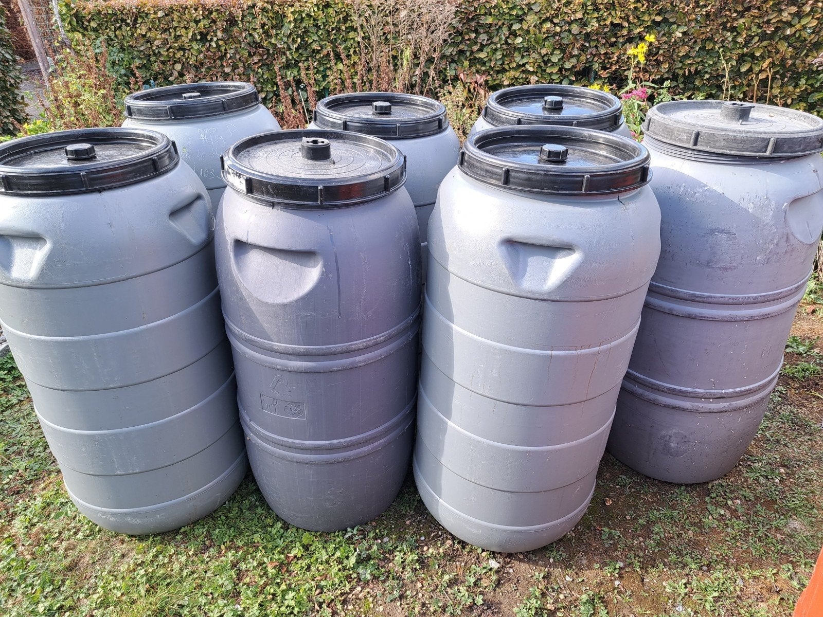 7 tonneaux 267 litres pour récupération eau de pluie, Enlèvement
