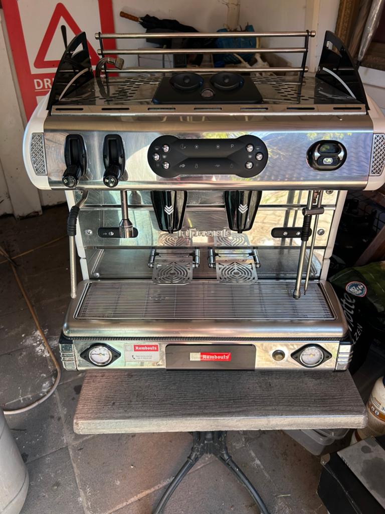 Rombouts koffie/expresso machine, Ophalen, Gebruikt, Koffie en Espresso
