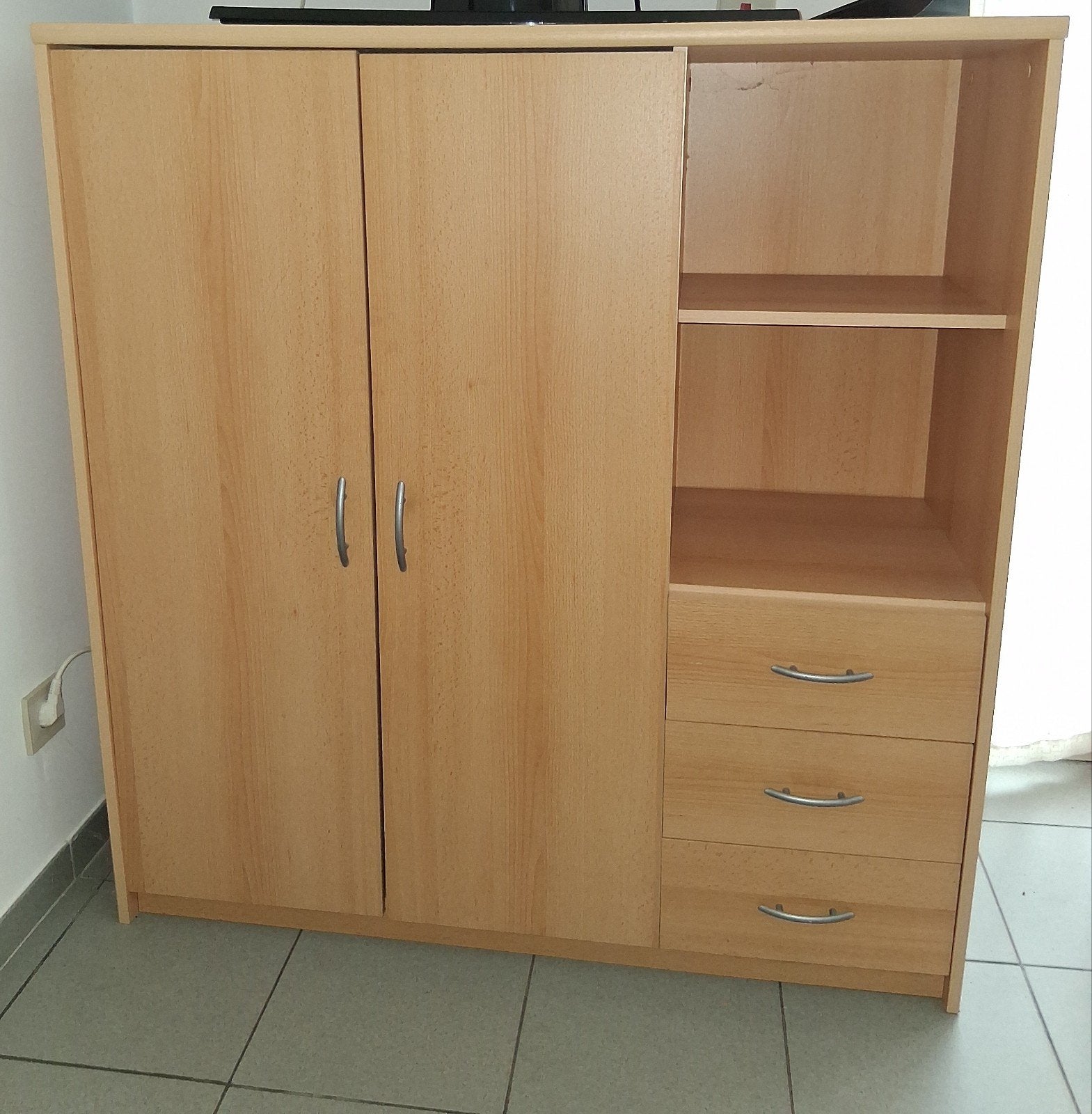 kast te koop, Huis en Inrichting, Ophalen, Zo goed als nieuw