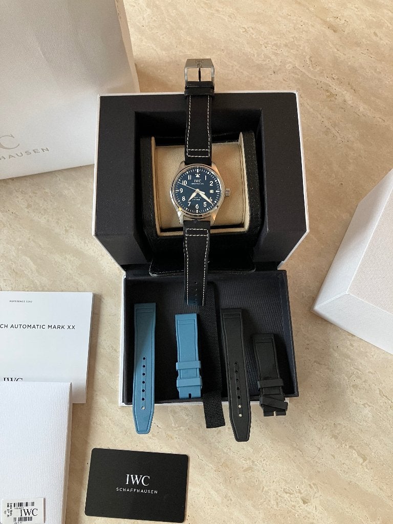 IWC Mark XX Blue Dial Full Set 2026, Handtassen en Accessoires, Ophalen, Zo goed als nieuw