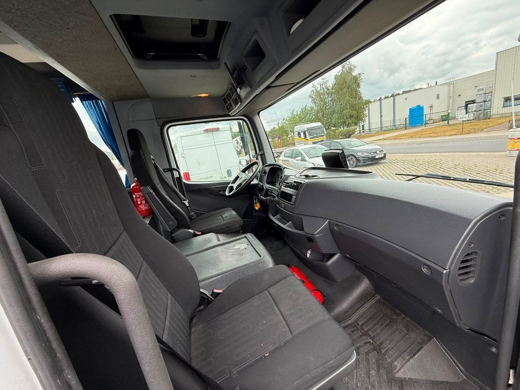 Mercedes Atego ROOFAIRCO (Stock ID 33054) — 12