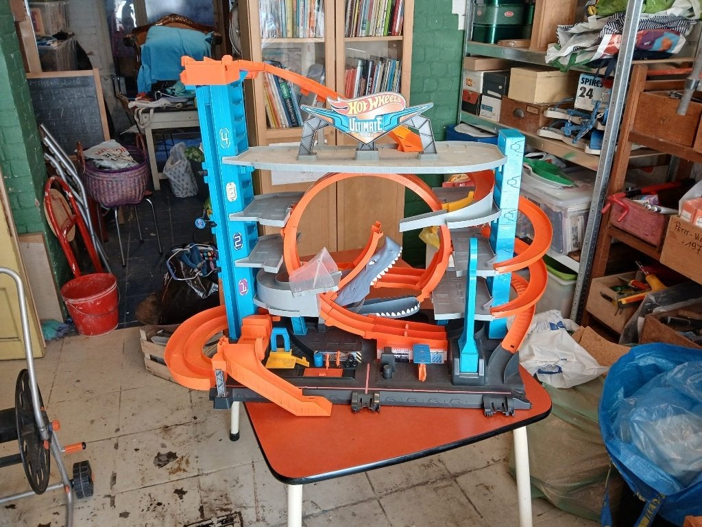 Hot Wheels Ultimate voor in de garage, Ophalen, Gebruikt