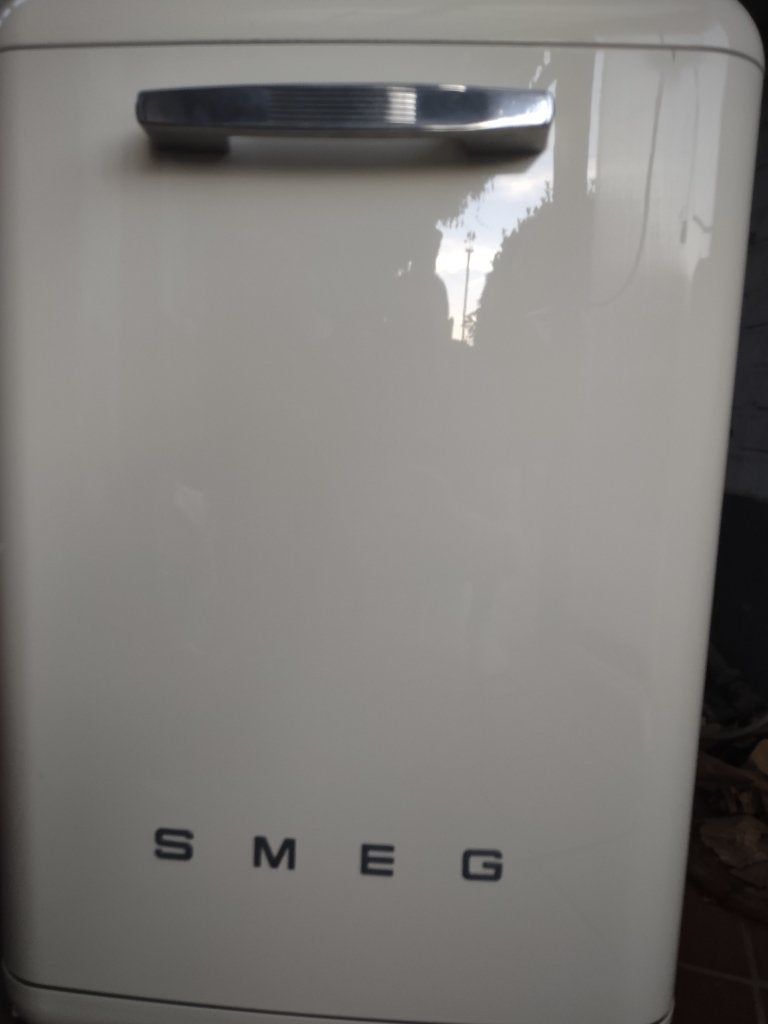 Smeg vaatwasser blvp2-2, Ophalen