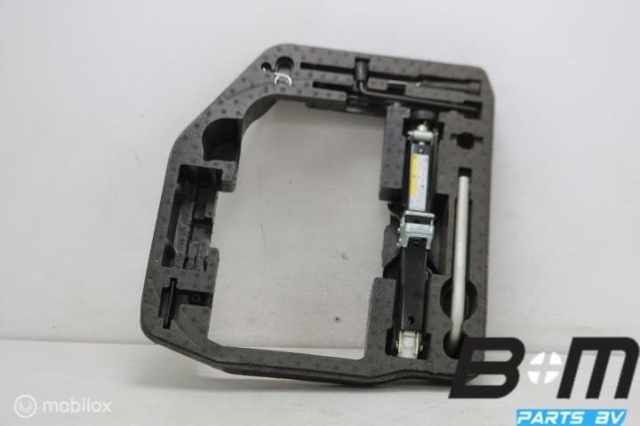 Gereedschaphouder met krik Audi A5 8T 12km 8T0012109A, Gebruikt
