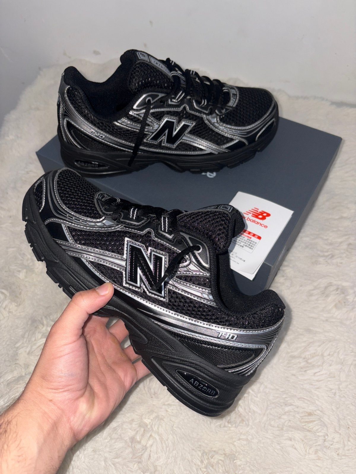 Niw balance 740, Enlèvement ou Envoi, Comme neuf, Chaussures