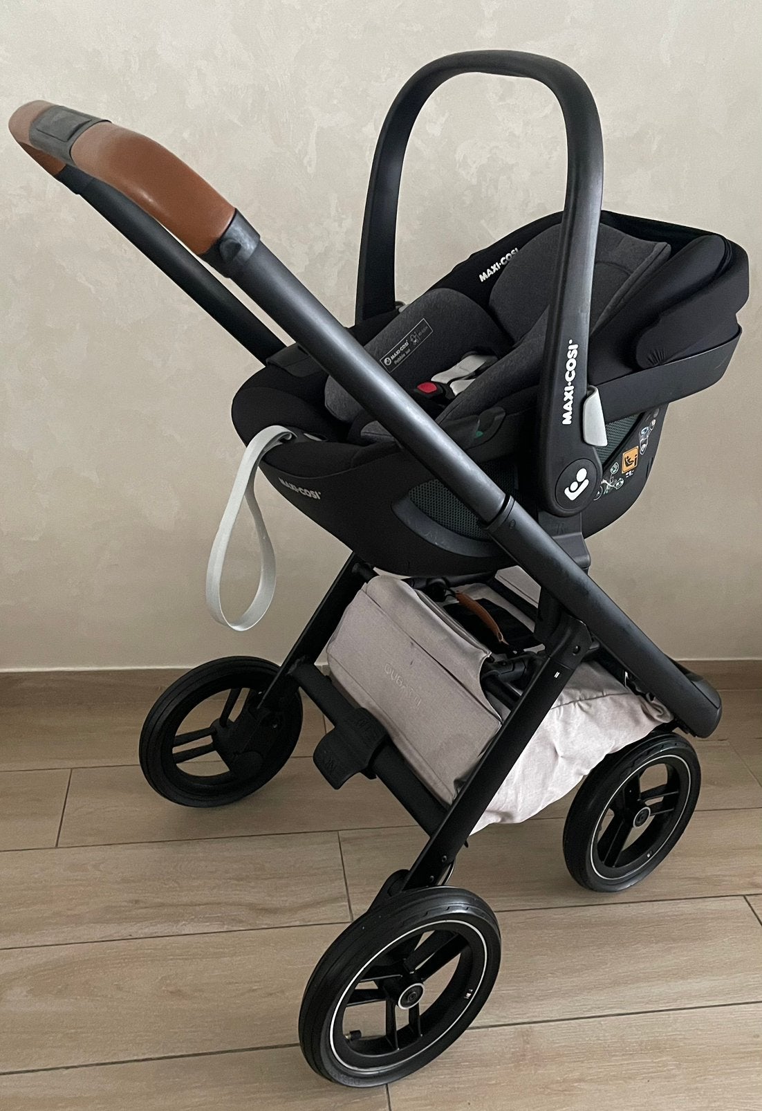 Adaptateurs Dubatti One pour adaptateur maxi Cosi, Enlèvement ou Envoi, Babygeluk, Comme neuf, W