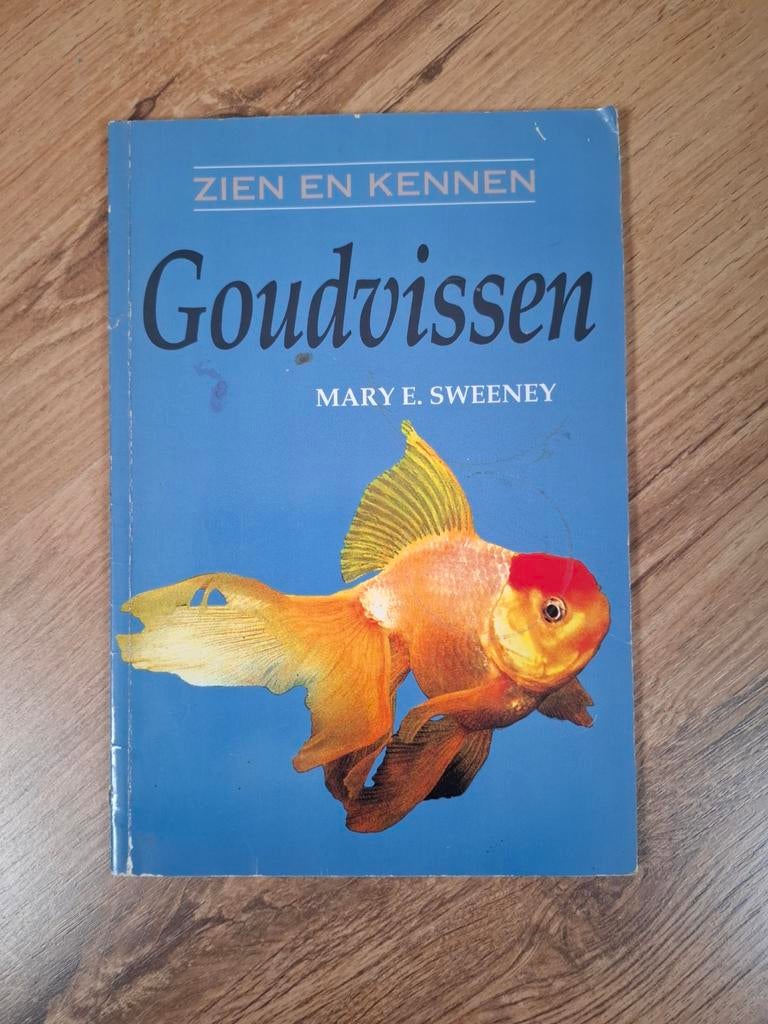 Mary E. Sweeney. Goudvissen, Boeken, Dieren en Huisdieren, Gelezen, Ophalen of Verzenden, Mary E. Sweeney, Vissen