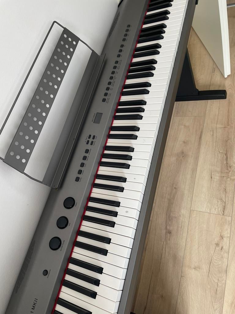 HEMINGWAY digitale piano DP-201 MK II AT, Ophalen, Piano, Digitaal
