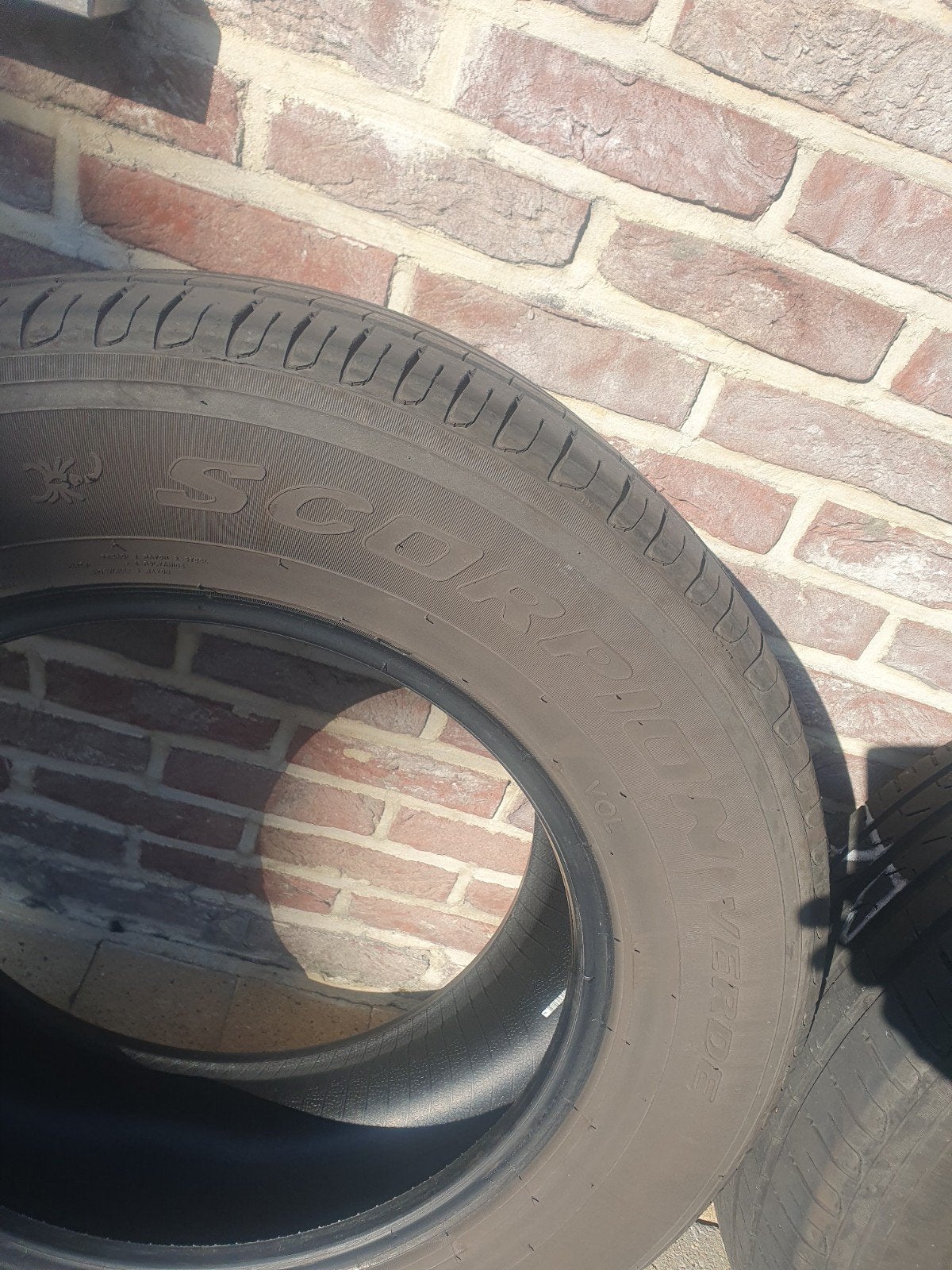 Set van 4 zomerbanden Pirelli Verde 235/65 R17, Enlèvement, Utilisé